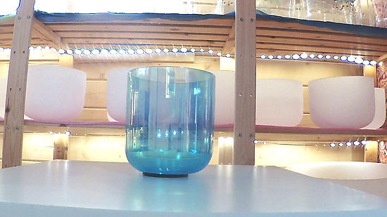 Taça Colorida Azul Cósmico 15cm Si (488Hz) / 6'' B(488Hz) Crystal Clear Cosmic Blue